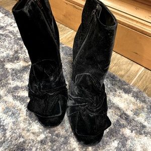Zara black suede top knot boots size 41